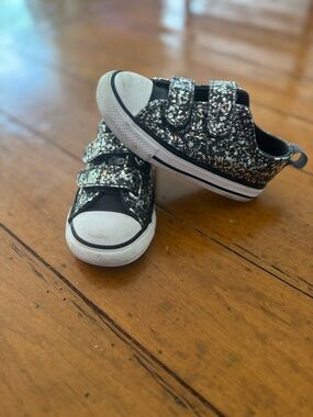 Converse Chuck Taylor All Star glitter infant high-top sneakers